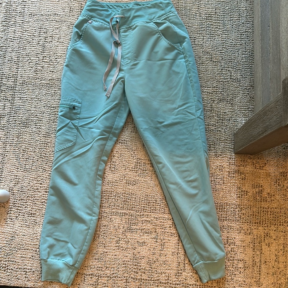 Figs Women's Jogger Pants in Teal